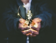 Una de cada persones que no tenen la nacionalitat espanyola no poden mantenir la seva casa a una temperatura adequada. Font: Unsplash. Font: Font: Unsplash.