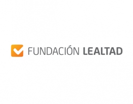 Logotipo Fundación Lealtad Font: 