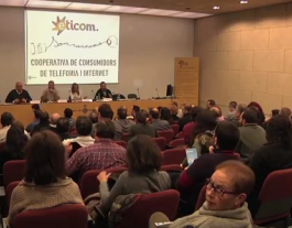 Presentació d'Eticom a El Prat de Llobregat. Fotograma del vídeo de GatsTV Font: 