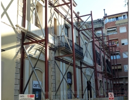 Façana de Lluïsos de Gràcia, actualment en obres Font: 