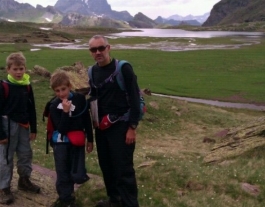 L'Eduard, l'Oriol i el Pau durant una de les etapes de #206kmxSETEM Font: 