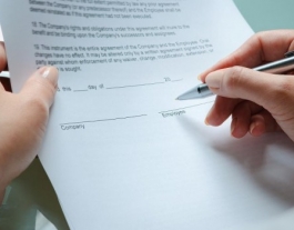 Signatura contracte. Font: NAFA. Asesores y consultores