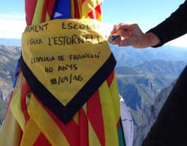 L'AEiG l'Estornell fent un dels cims del projecte 