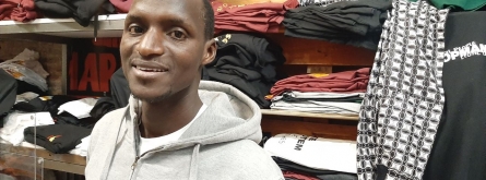 Lamine Sarr. membre del Sindicat Popular de Venedors Ambulants de Barcelona Font: Marta Rius
