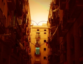 La Fundació Tot Raval i una setantena d'entitats del barri barceloní posen en marxa la campanya #sumapelraval. Font: Tot Raval
