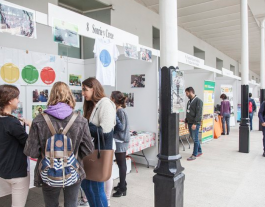 Imatge d'arxiu d'una edició anterior de la Fira UPF Solidària. Font: UPF Solidària
