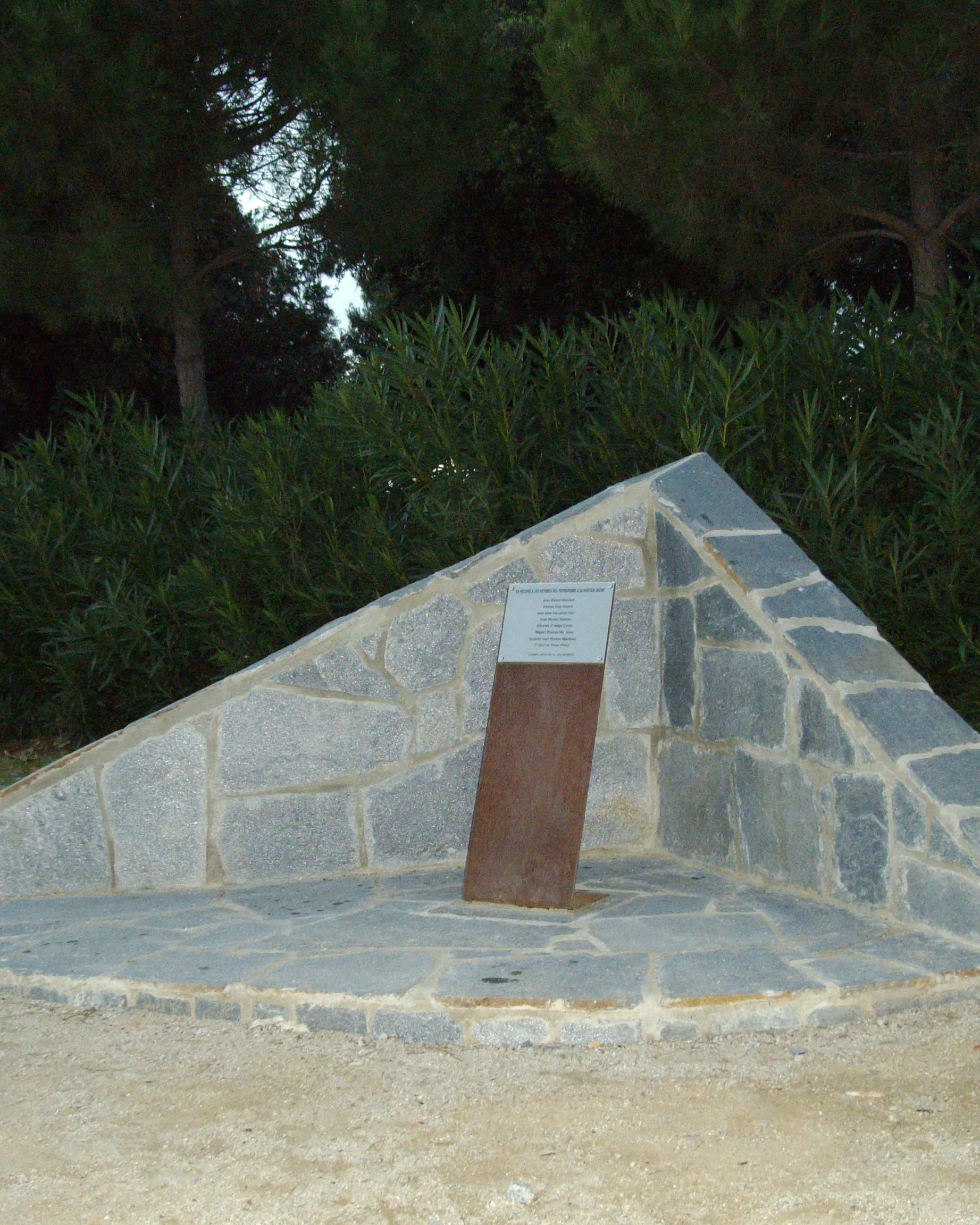 Memorial víctimes terrorisme a Sabadell Memorial víctimes terrorisme a Sabadell