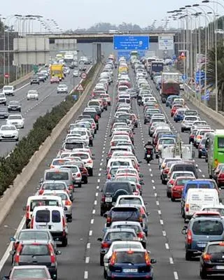 Carretera amb vehicles