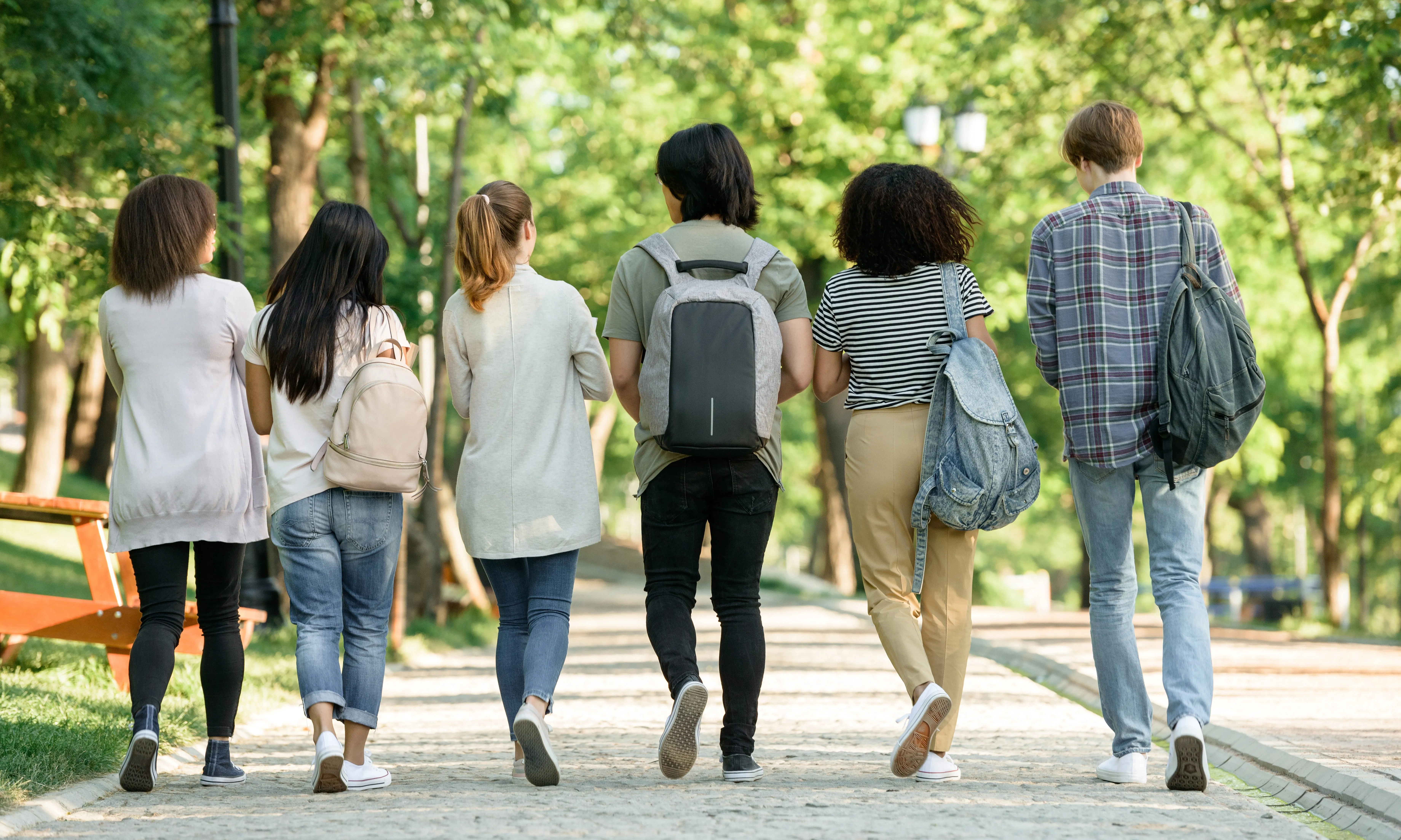 Estudis recents evidencien les diferències entre nois i noies a l'hora de parlar d'igualtat i feminisme