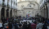 "Juga per la música"