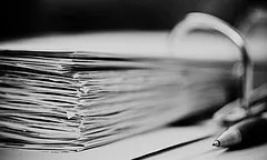 Imatge de papers. Font: Guillaume Brialon (Flickr)