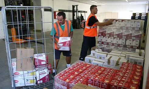 Una campanya de recollida d'aliments