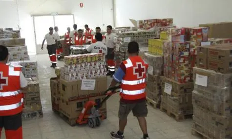 Els bancs d'aliments es preparen pel que pot ser un drama pels més necessitats.