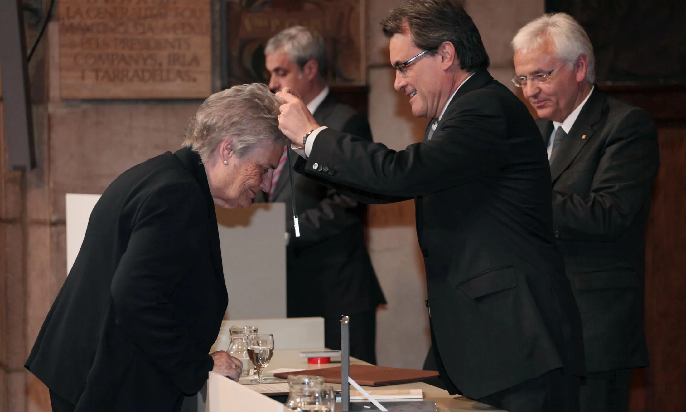 Lliurament de la Creu de Sant Jordi a Rosa Maria Carrasco. Foto: Generalitat