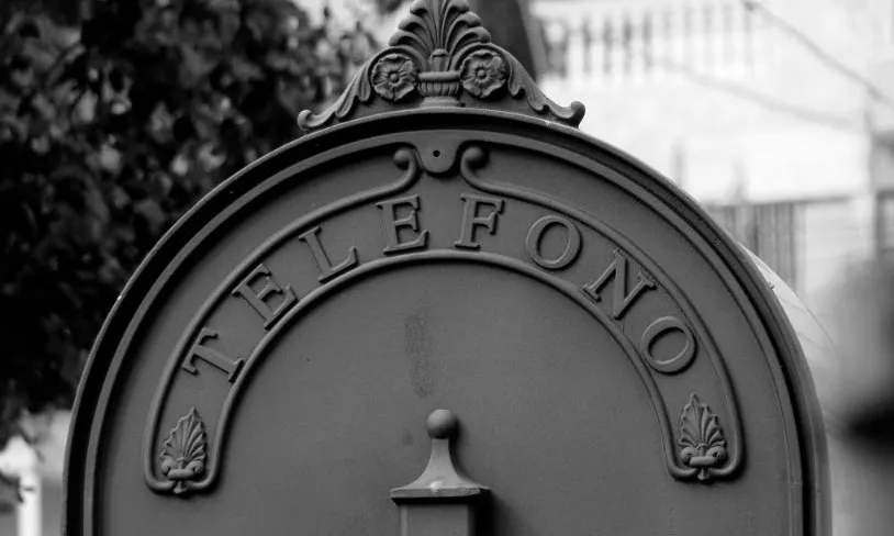 Telèfon. Font: MotionOne (flickr)