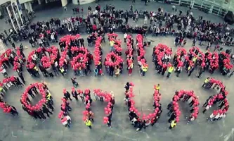 Fotograma del vídeo: resultat final del muralmob