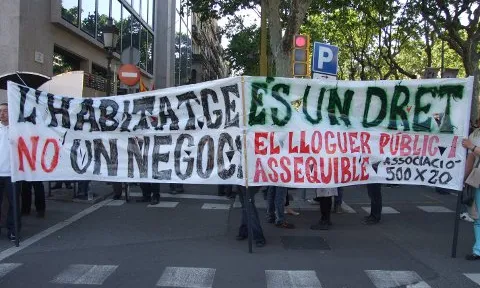 Dret a l'habitatge, foto de Prou Especulació