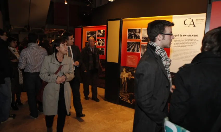 Exposició Catalunya terra d'ateneus