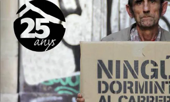 Arrels: actualment treballen 53 professionals i 250 voluntaris 