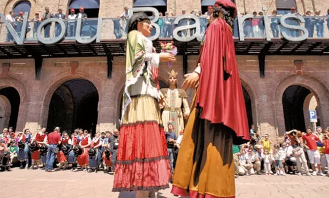 Gegants de Nou Barris - facebook