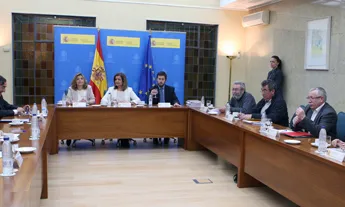Foto de la reunió entre Govern, Sindicats i Patronal