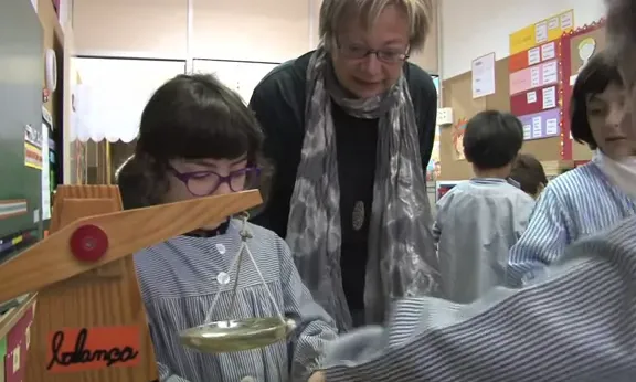 Racó de matemàtiques. Vídeo "Educa't al Raval. Val la pena!"