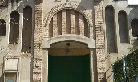 La façana del Teatre de l'Artesà presa el 22 de març del 2012. Wikiprat