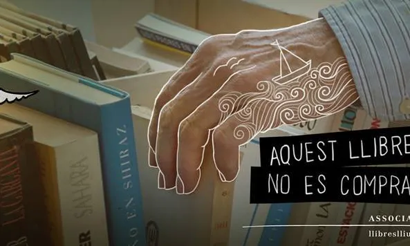 Imatge de la portada del Facebook de l'Associació Llibres Lliures