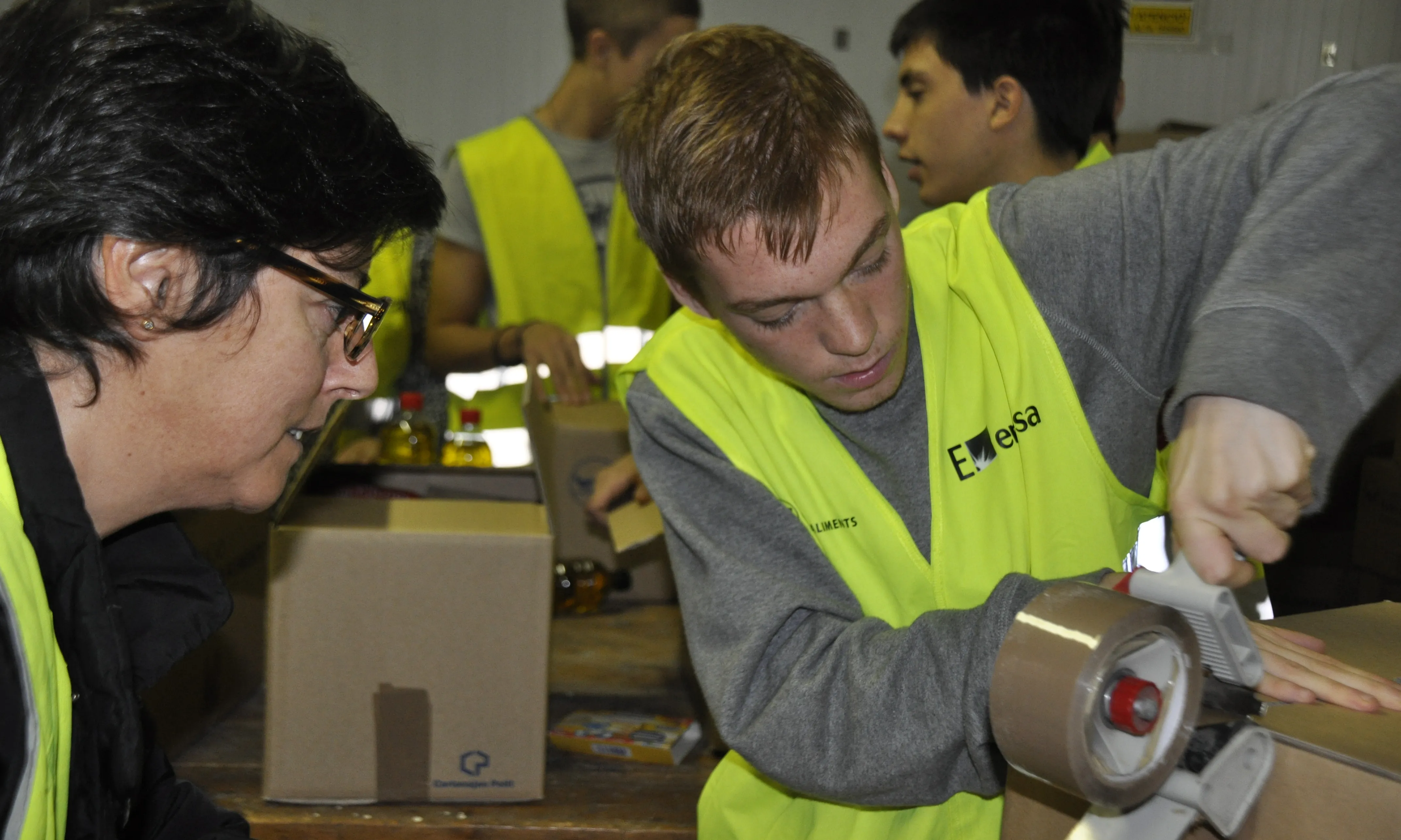 Voluntaris treballant al Gran Recapte d'Aliments