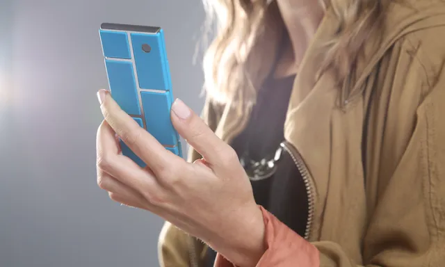 Una altre foto del prototip del Projecte Ara. Foto: Motorola. 
