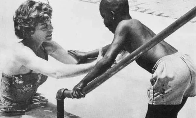 Eunice Kennedy amb un nen amb discapacitat intel·lectual