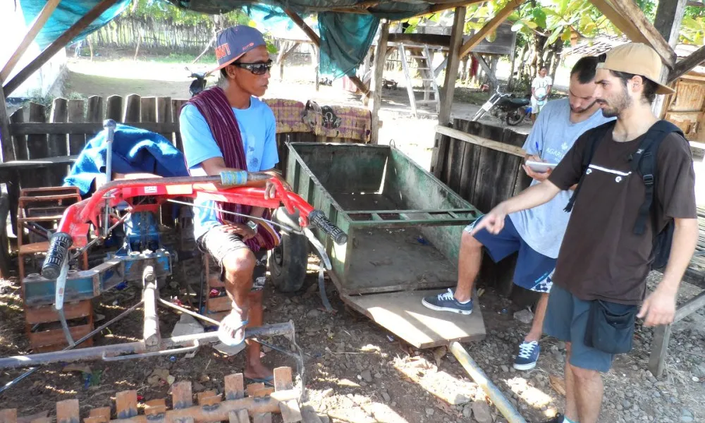Primeres trobades amb les persones i el sistema agrícola de Sumbawa