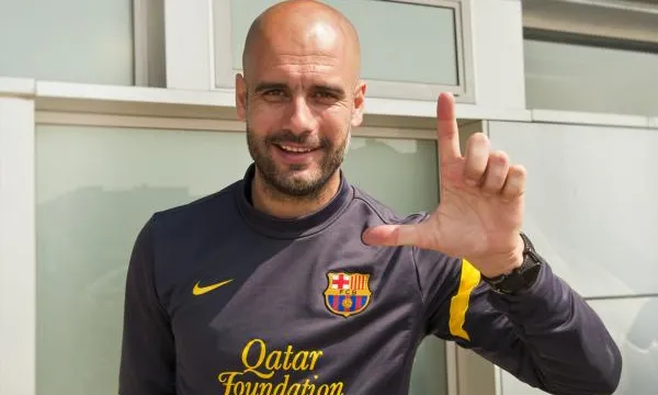 Guardiola fa un gest solidari per divulgar l'ELA.Font: Fundació Miquel Valls.