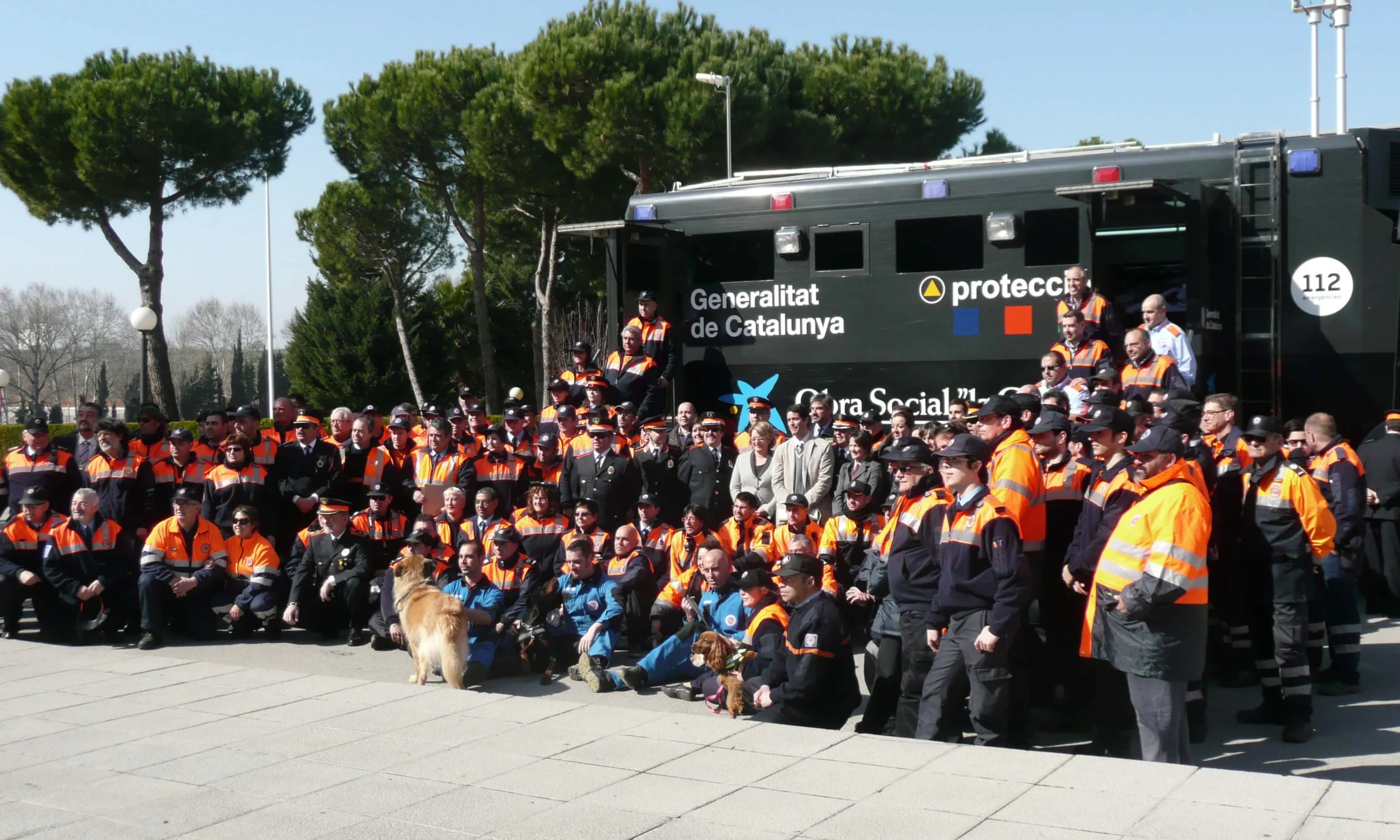  Dia Internacional del Voluntariat de Protecció Civil. Font: http://goo.gl/OEnOp