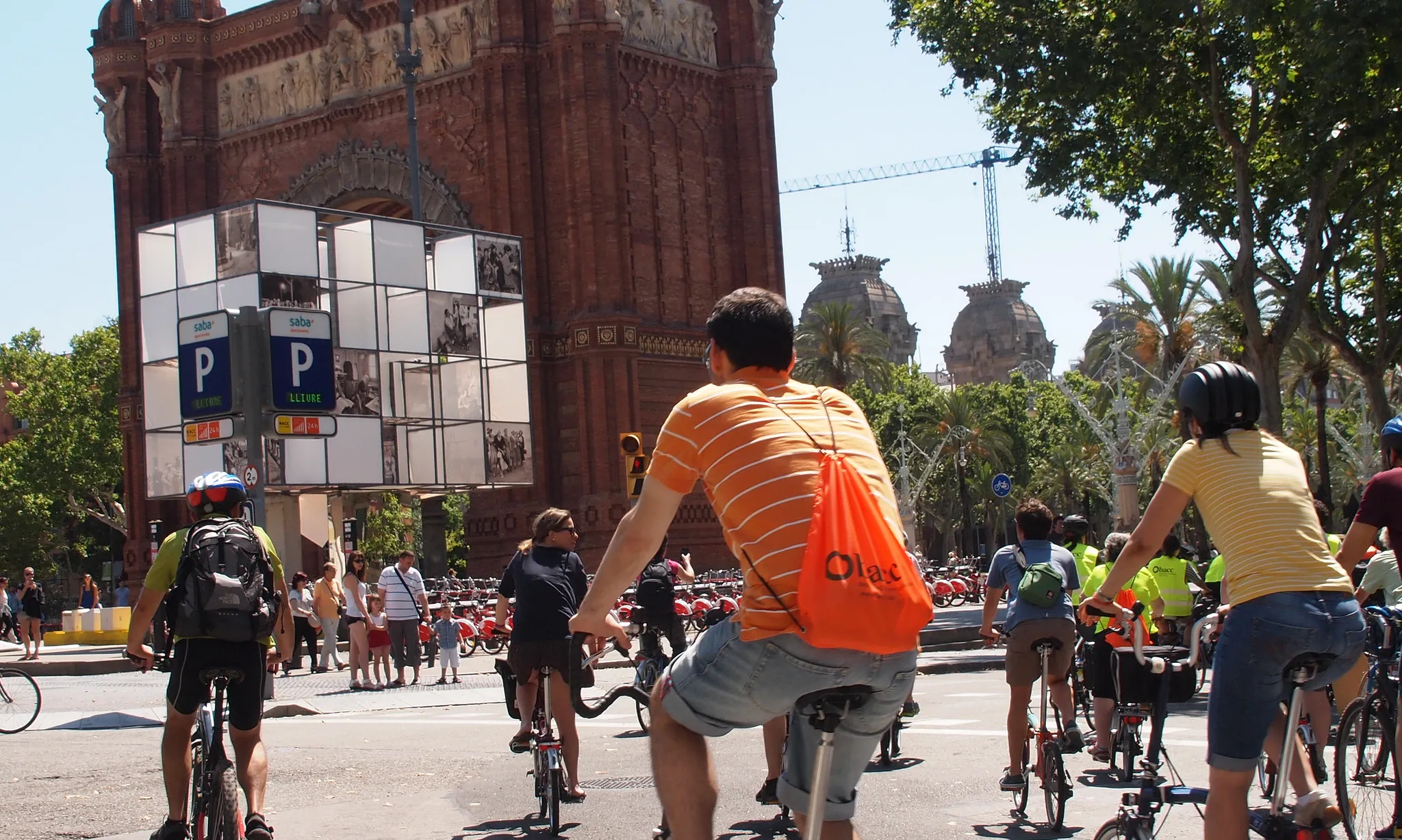 Ciclistes del BACC als carrers de Barcelona (Imatge:BACC)