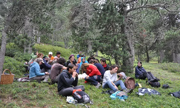 Els allotjaments són a refugis i en tendes de campanya (imatge:boscosdemuntanya.cat)