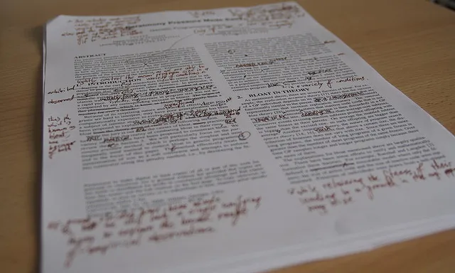 Amb aquestes eines podreu estalviar alguns kg de paper. Fotografia Nic McPhee