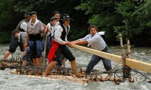 Diada dels Raiers de la Pobla de Segur 