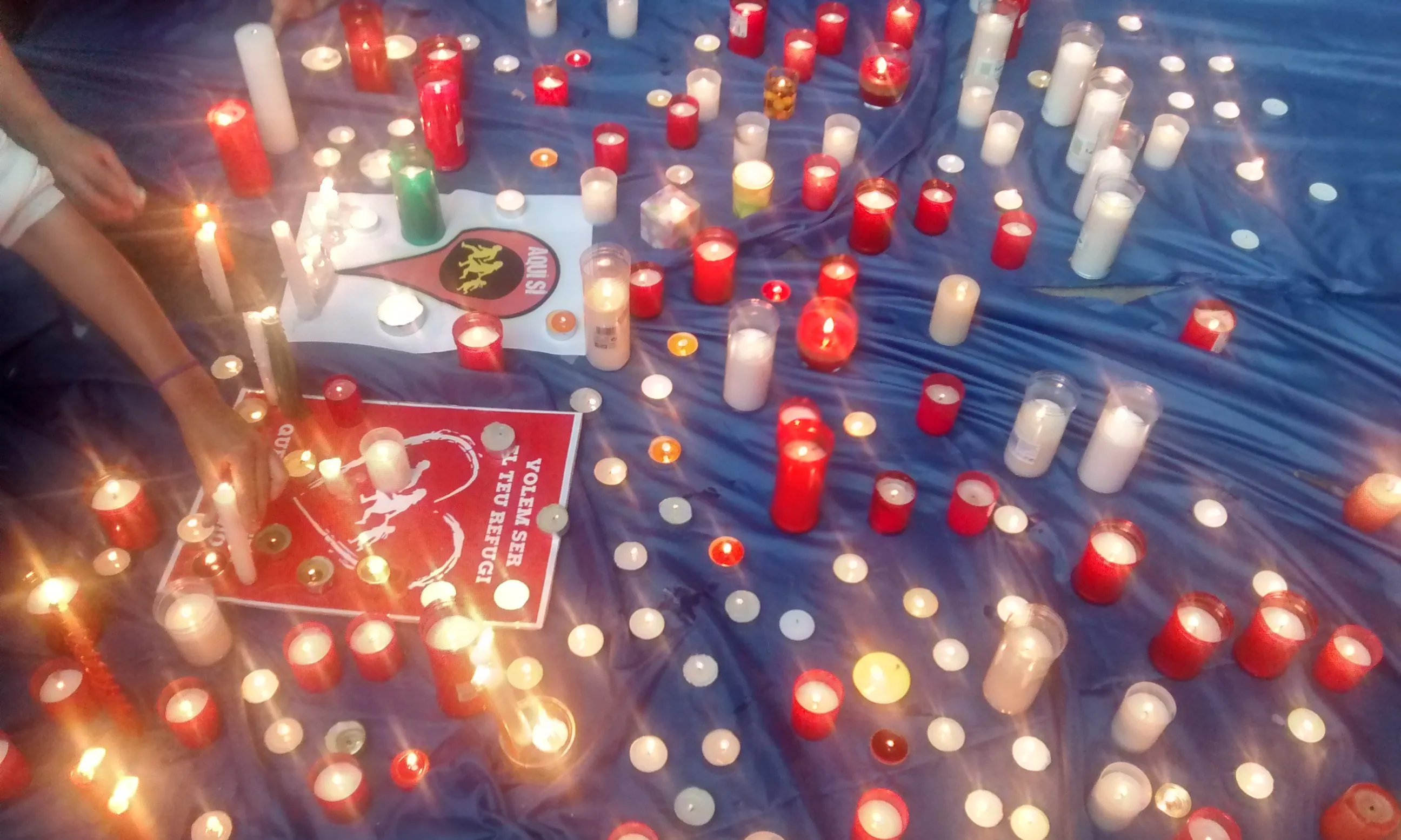 Imatge de l'homenatge als refugiats de Barcelona - Font: Mprados