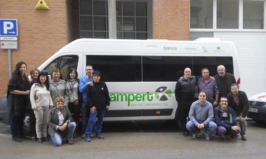 Voluntaris i voluntàries de l'entitat en la trobada de l'any 2014