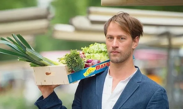 Tristram Stuart és un dels activistes més visibles contra el malbaratament alimentari, vinculat a l'entitat Feedback (imatge: tristramstuart.co.uk)