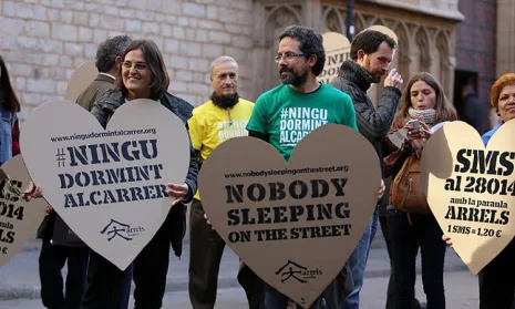 Passejant cors en una campanya de la fundació