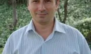 L'Oriol Illa, president de la taula, va presentar i comentar l'informe. 