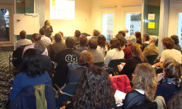 Nous cursos gratuïts per a les associacions de Barcelona