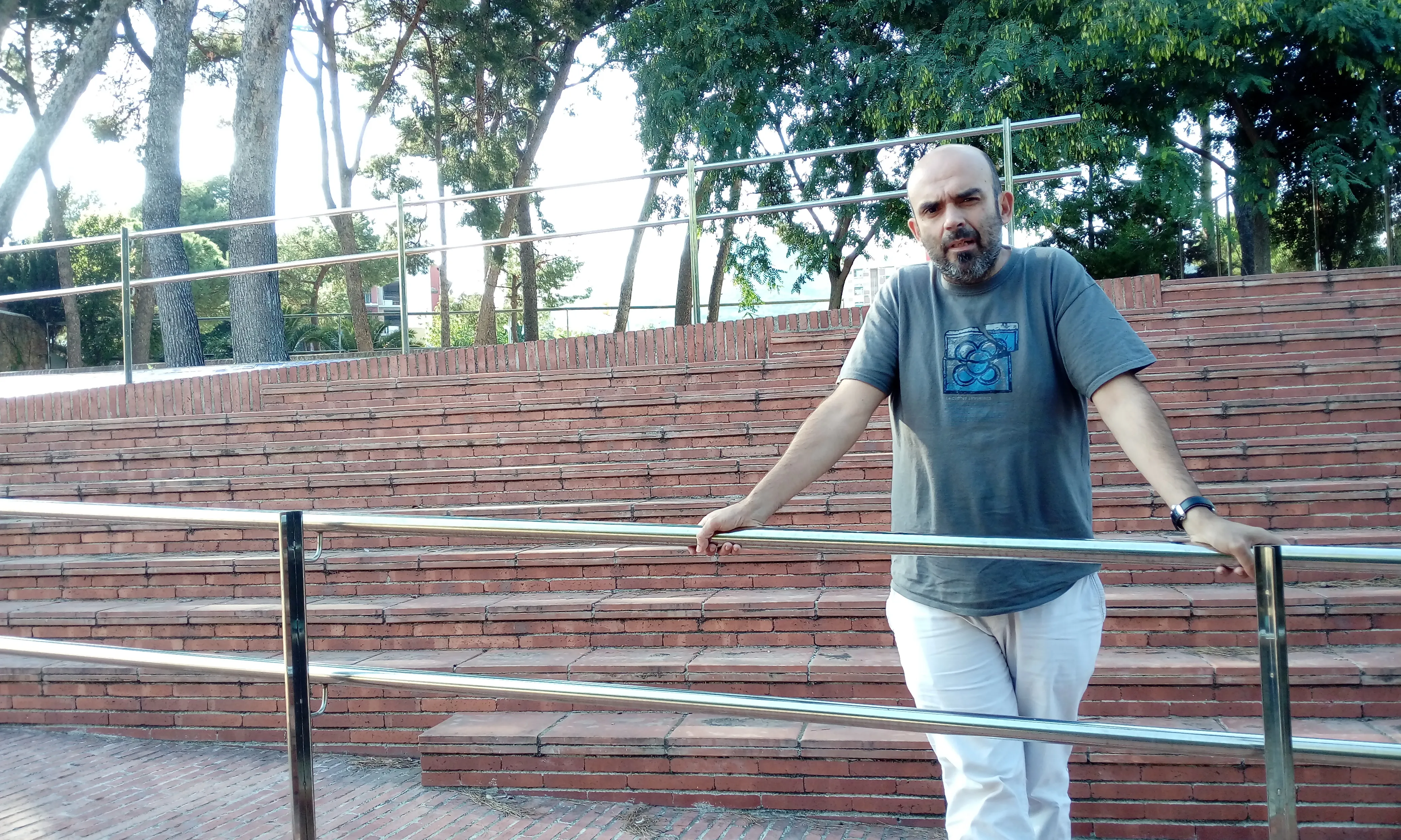 Miguel Aragón, director del CAB, al centre de serveis a les associacions Torre Jussana