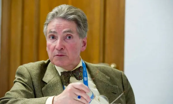 Alfred de Zayas.