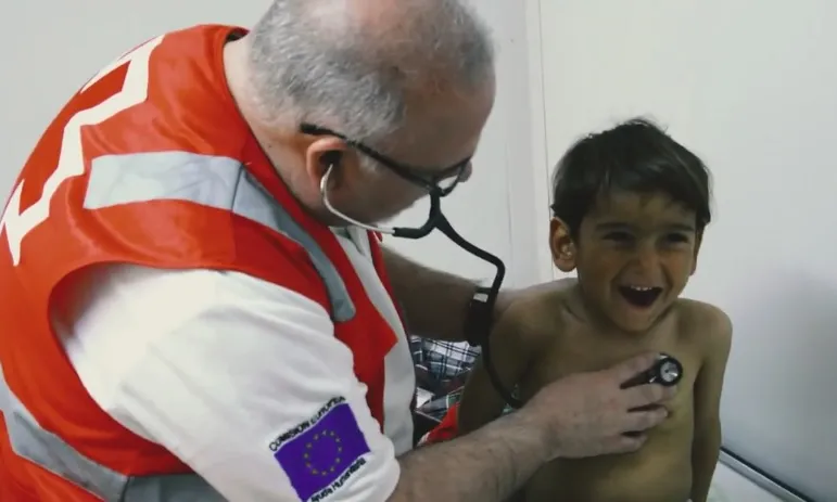 Atenció amb infants.