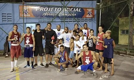 Boxejadors brasilenys d'ABRAÇO CAMPEÃO