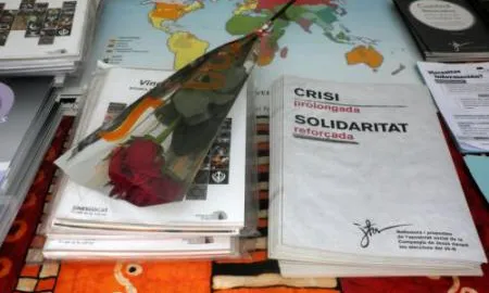 Rosa i llibres parada Sant Jordi
