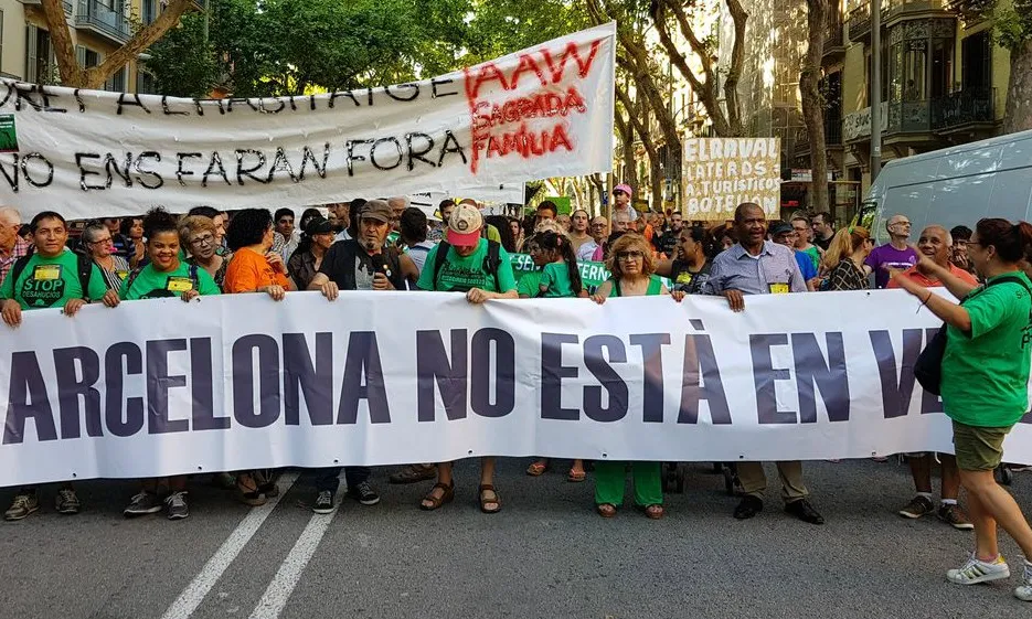 Una manifestació de la Plataforma Barcelona No Està en Venda l'any passat 
